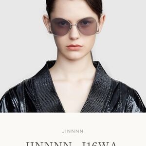 Women's Silver Frame Sunglasses with Gray Lenses